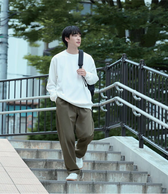 基本款式，自在穿搭。