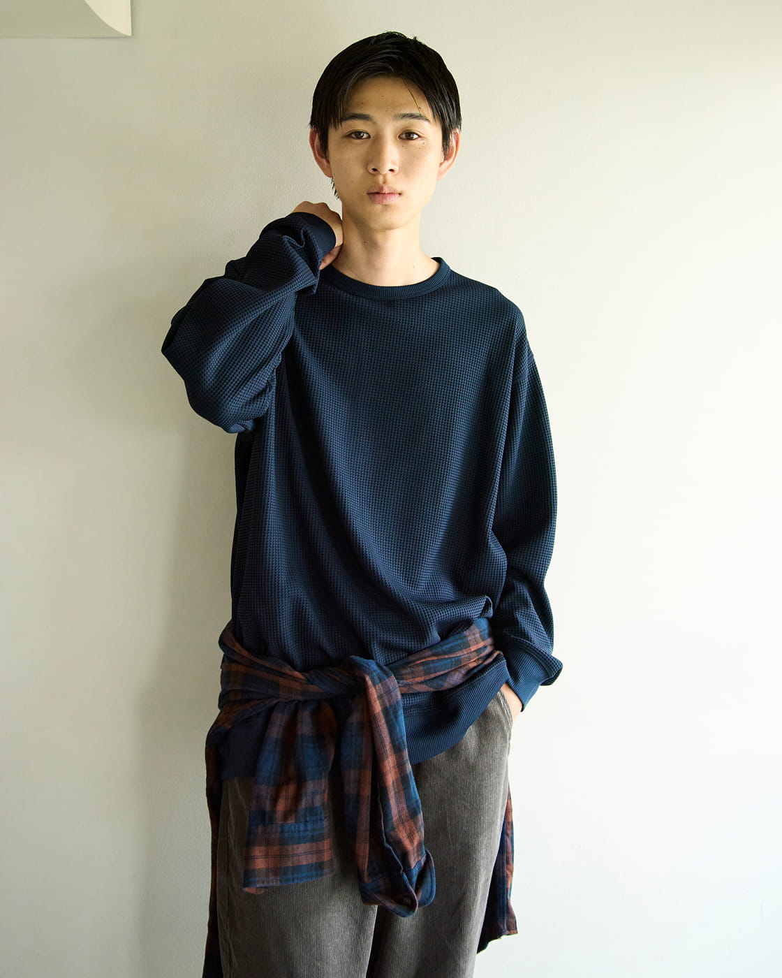 紳士　ＵＶカット乾きやすいワッフルクルーネック長袖Ｔシャツの着用イメージ1