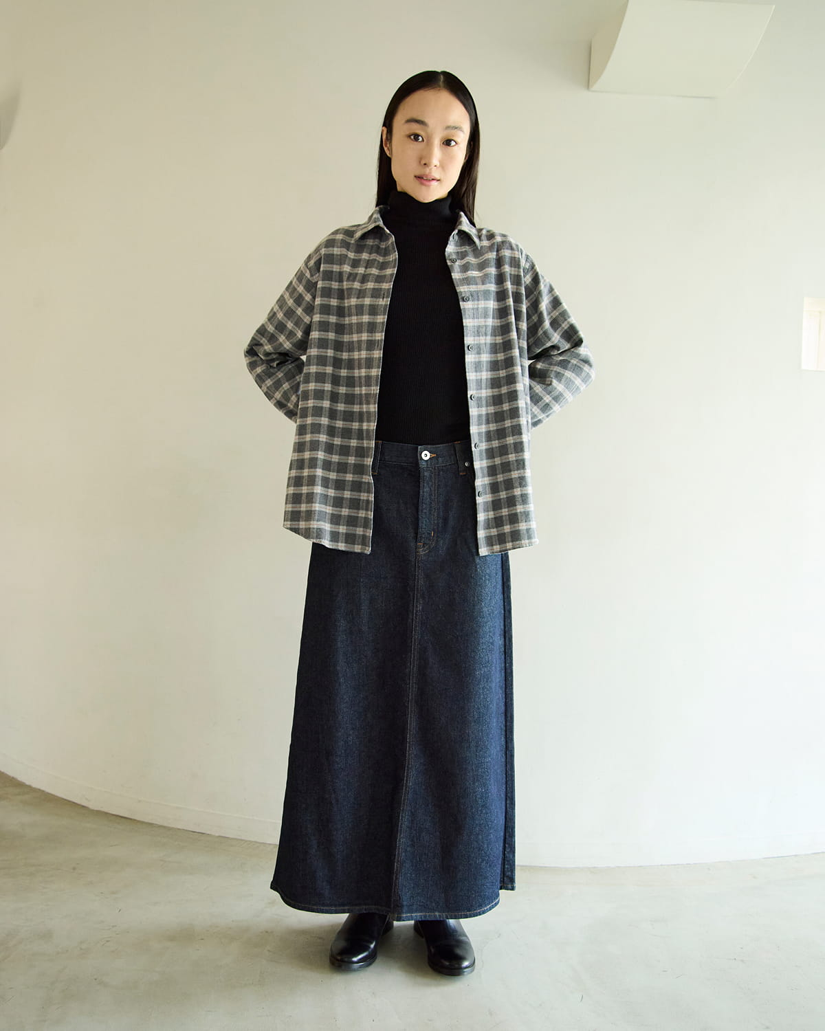 婦人　両面起毛フランネルレギュラーカラー長袖シャツの着用イメージ1