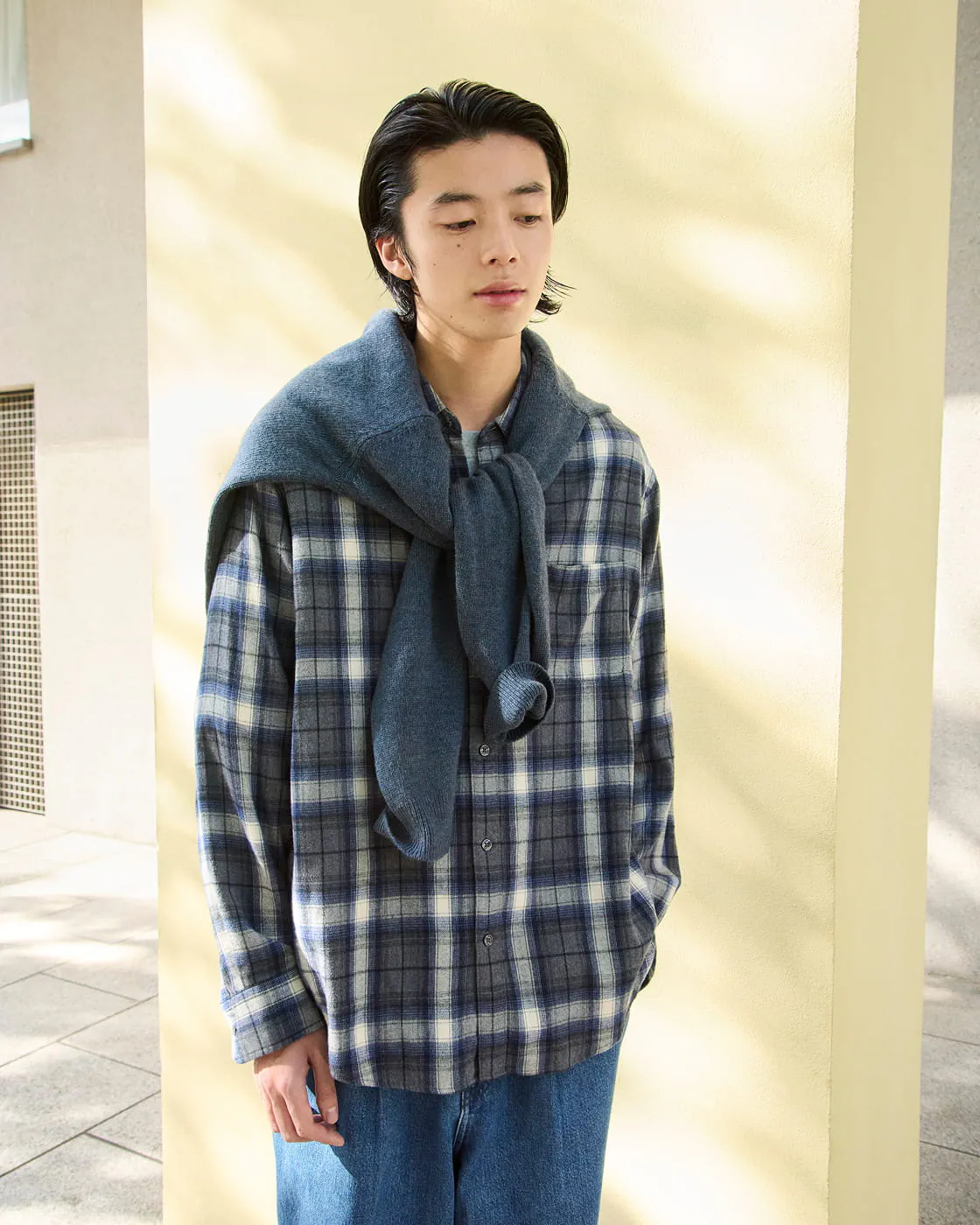 紳士　洗えるミラノリブ編みフルジップカーディガンの着用イメージ1